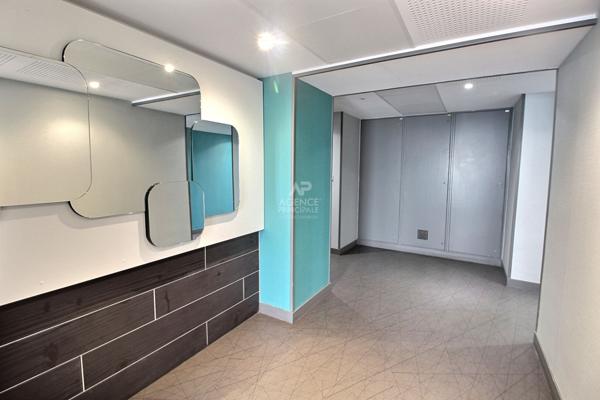 Appartement Chanteloup Les Vignes 3 pièce(s) 56,26 m2 €198 000 ** - Référence 957