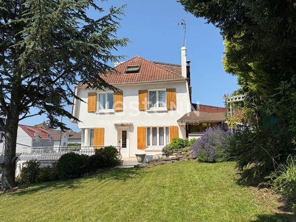 Entrée Etaples - Belle maison bourgeoise de 201 m² à fort potentiel