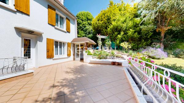 Entrée Etaples - Belle maison bourgeoise de 201 m² à fort potentiel