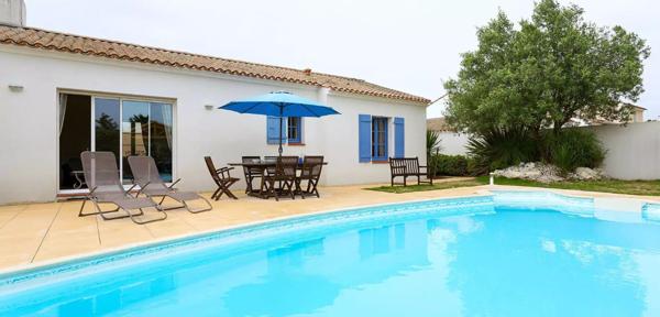 A vendre maison T3 avec piscine individuelle