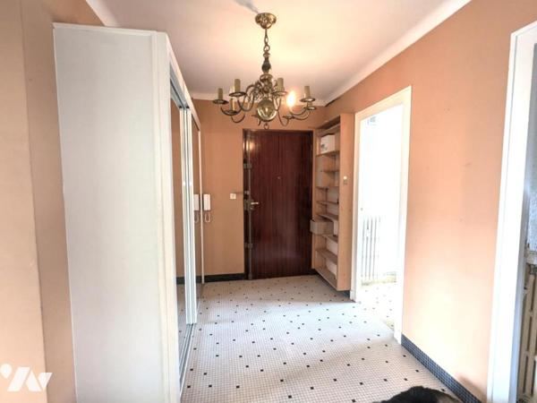 APPARTEMENT 2 PIECES - 1 CHAMBRE - STATIONNEMENT - CAVE - NANTES QUAI DE VERSAILLES 