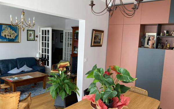 Appartement à vendre    5 pièces • 107 m2 Tours