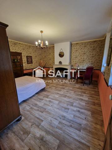 Spacieuse Maison de 204 m² avec grand garage, cour et dépendance