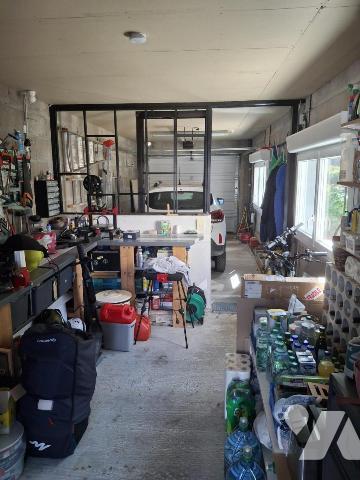 Couëron Bourg, maison récente de plain-pied, 3 chambres, jardin et double garage