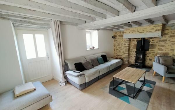 Vente Maison ref.3168 Trois logements sur 2.67ha Jublains   