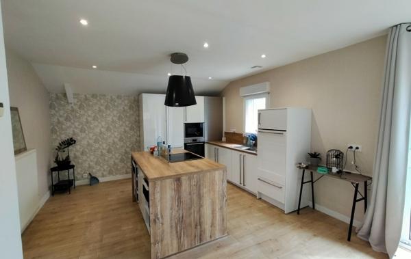 Vente Maison ref.3168 Trois logements sur 2.67ha Jublains   