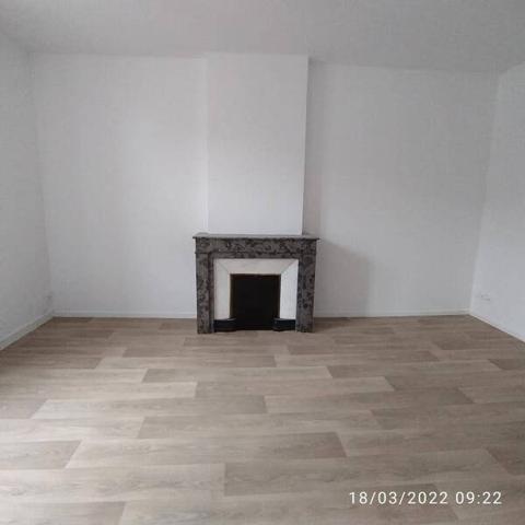 Appartement 2 pièces                                        - 42390 Villars Réf : 13352