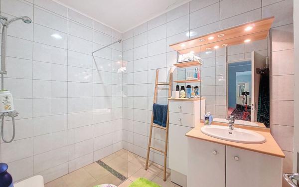 Maison à vendre    6 pièces • 206,54 m2 Levens