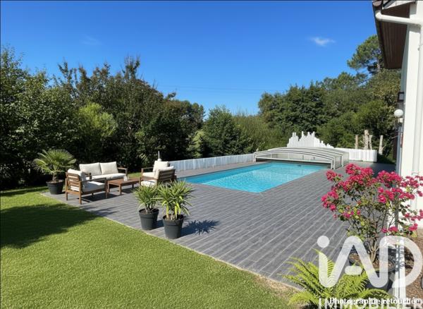 Maison à vendre 7 pièces 268 m² Soustons