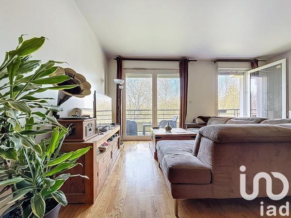 Location appartement 3 pièces 72 m² Sainte-Geneviève-des-Bois