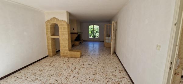 Trés belle villa a Clermont l hérault  au calme