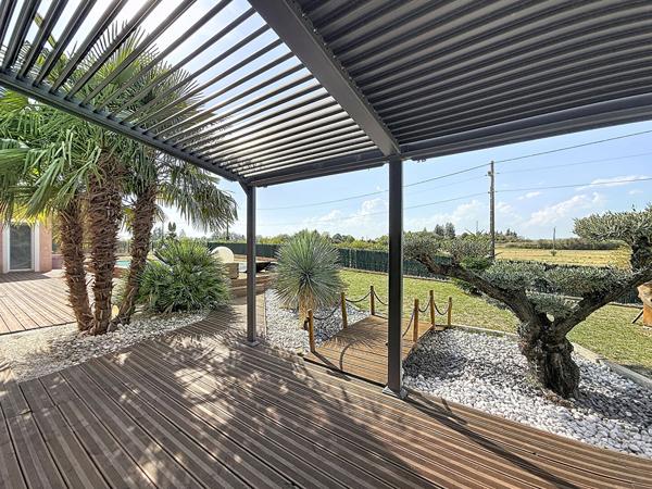 Maison Charnoz- Sur- Ain 6 pièce(s) 190 m2, quatre chambres, piscine, garage, salle de sport , jacuzzi, hammam
