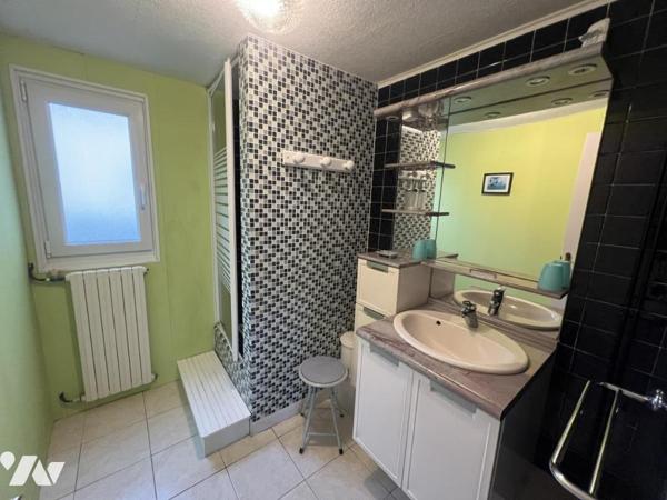 IDEAL INVESTISSEURS - Une maison d'habitation avec un gite - FOUESNANT