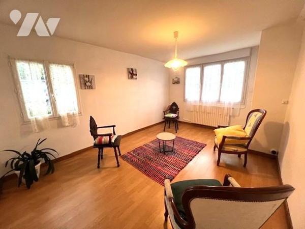 IDEAL INVESTISSEURS - Une maison d'habitation avec un gite - FOUESNANT
