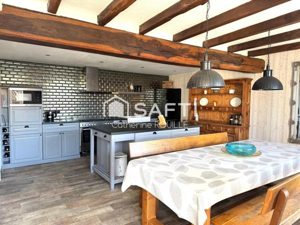LONGÈRE RÉNOVÉE 6 CHAMBRES, 4 SALLES DE BAIN, PISCINE