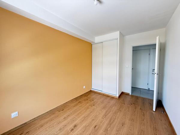 À LOUER - TOULOUSE SAINT-MARTIN-DU-TOUCH  T4 de 95 m² avec balcon 17,6 m² - 2 parking sous sol - G1330