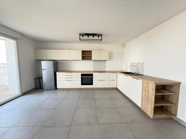 À LOUER - TOULOUSE SAINT-MARTIN-DU-TOUCH  T4 de 95 m² avec balcon 17,6 m² - 2 parking sous sol - G1330