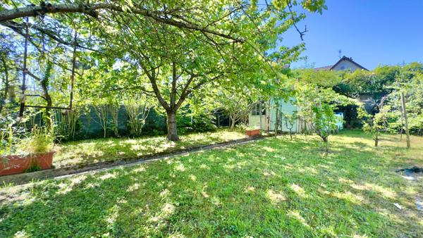 PAVILLON 6 PIÈCES 110 M² À VIRY-CHÂTILLON, JARDIN ET DOUBLE GARAGE