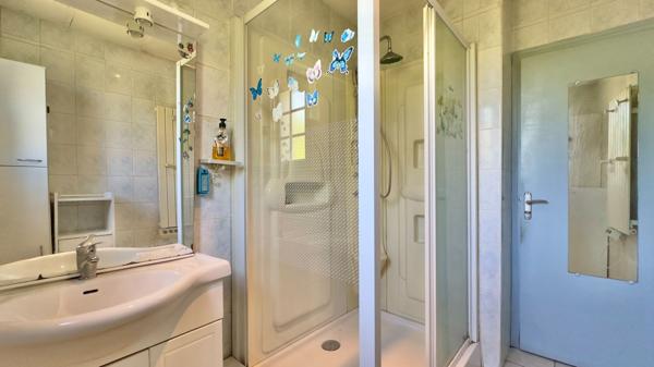 PAVILLON 6 PIÈCES 110 M² À VIRY-CHÂTILLON, JARDIN ET DOUBLE GARAGE