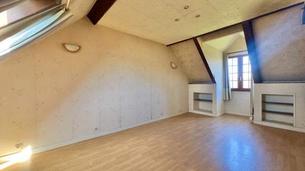 PAVILLON 6 PIÈCES 110 M² À VIRY-CHÂTILLON, JARDIN ET DOUBLE GARAGE