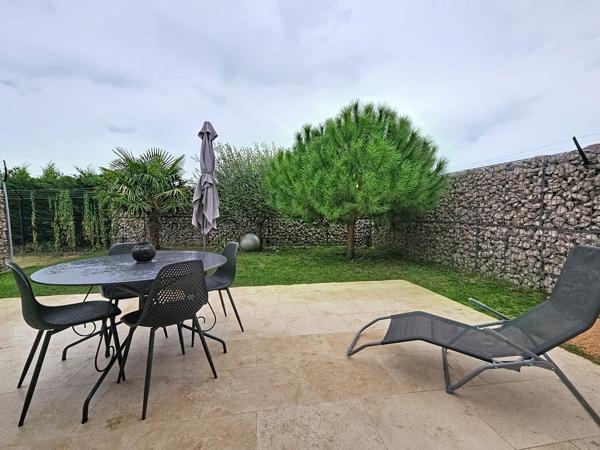 Maison en pierre au calme