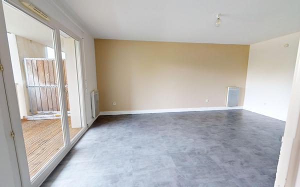 Appartement à vendre    2 pièces • 42,79 m2 Mérignac