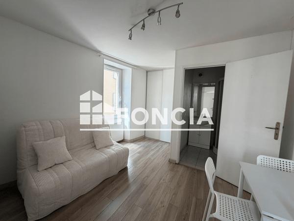 Location Studio meublé 15.2 m² - 96 RUE DE LA LOIRE Angouleme 16000