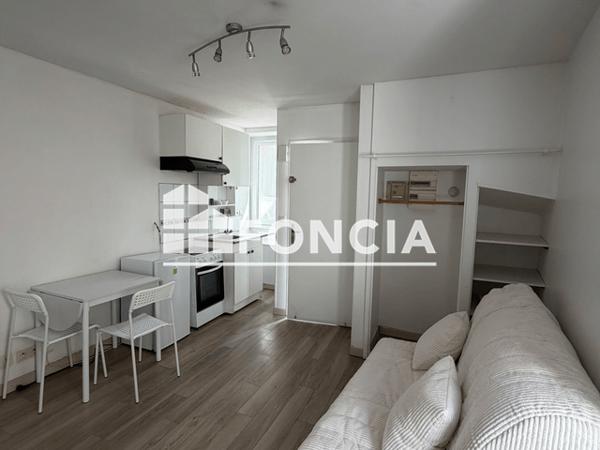 Location Studio meublé 15.2 m² - 96 RUE DE LA LOIRE Angouleme 16000