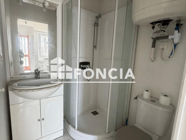 Location Studio meublé 15.2 m² - 96 RUE DE LA LOIRE Angouleme 16000
