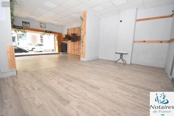 Fonds et/ou murs commerciaux à louer à Cambrai dans le Nord (59400), ref : 59085-L392