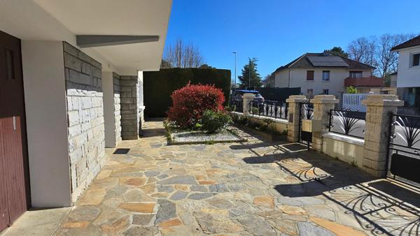 MAISON 6P + GARAGE + JARDIN - CENTRE-BOURG - PROCHE COMMODITES