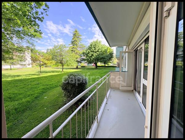 Appartement à vendre 5 pièces MONT SAINT AIGNAN (76)