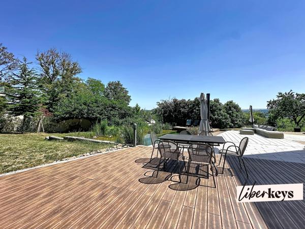 Demeure de caractère avec piscine naturelle et vue dominante sur Nancy