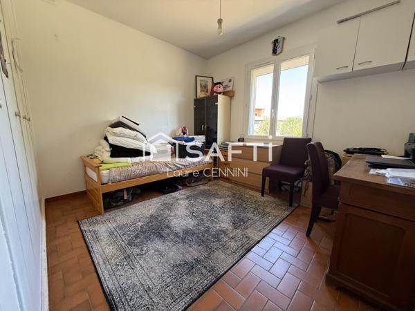 VALRÉAS, 84600 Enclave des Papes