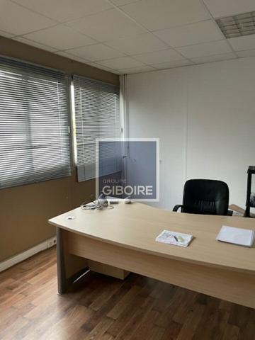 Local d'activites 3516 m² à vendre CANDE (réf : 49.017389)