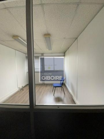 Local d'activites 3516 m² à vendre CANDE (réf : 49.017389)