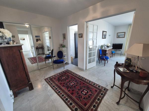 Appartement
                                                                                                                                                                                                                                                                                                                        4 pièce(s)                                                                                                                                                                                                          2 chambre(s)                                                                                                                                                                                                          98.51  m²
