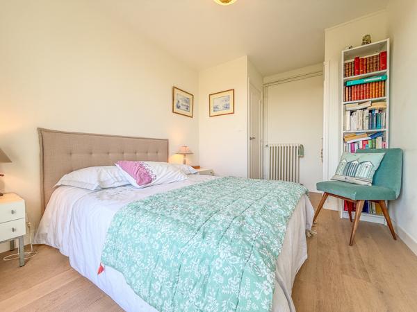 Appartement
                                                                                                                                                                                                                                                                                                                        4 pièce(s)                                                                                                                                                                                                          2 chambre(s)                                                                                                                                                                                                          98.51  m²