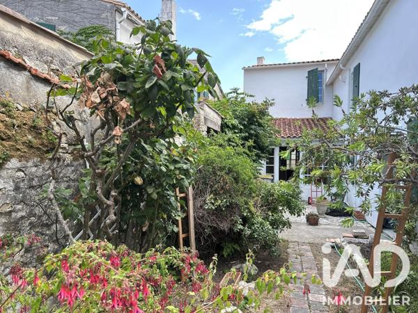 Maison (prestige) à vendre 12 pièces 318 m² La Flotte