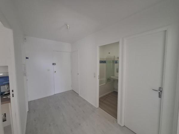 Appartement T2 à louer - 46 m² (réf : 512728)