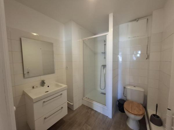 Appartement T2 à louer - 53 m² (réf : 515208)