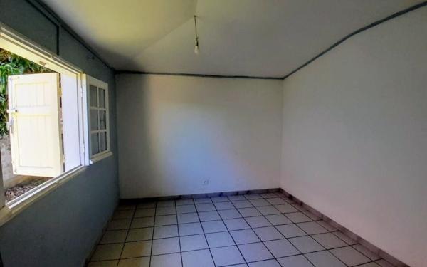 Maison à vendre    4 pièces •  Saint-Louis