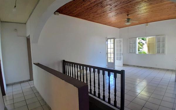 Maison à vendre    4 pièces •  Saint-Louis