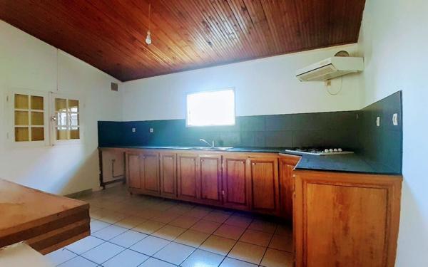 Maison à vendre    4 pièces •  Saint-Louis