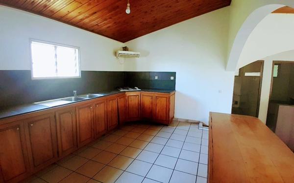 Maison à vendre    4 pièces •  Saint-Louis