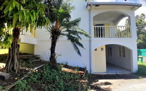 Maison à vendre    4 pièces •  Saint-Louis