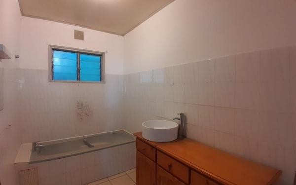 Maison à vendre    4 pièces •  Saint-Louis