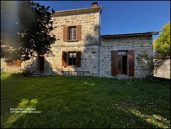 Belle maison en pierres de pays avec nombreuses dépendance à MONTBOUCHER (23)