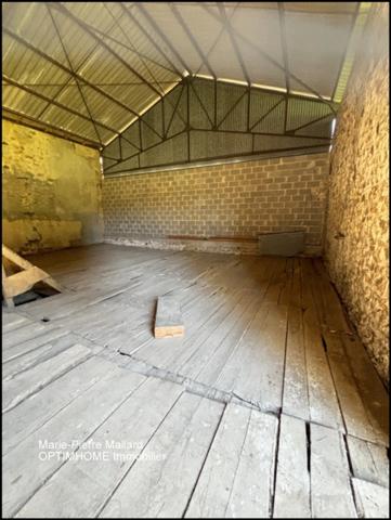 Belle maison en pierres de pays avec nombreuses dépendance à MONTBOUCHER (23)