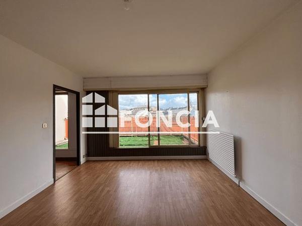 À vendre Studio 31 m² - Cholet 49300